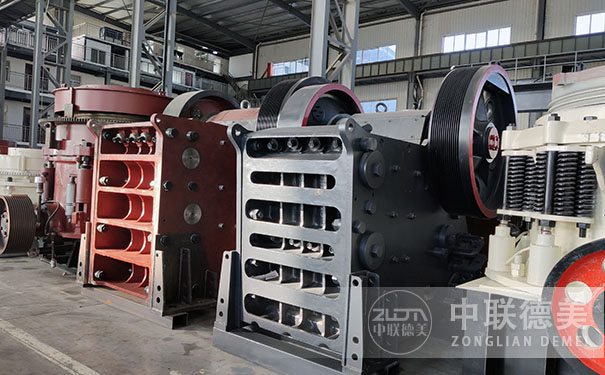 立軸數(shù)控破碎機(jī)多少錢一臺？